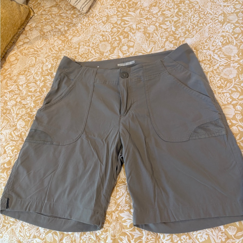 Columbia Gray Cargo Shorts Quick-Dry Outdoor Essential